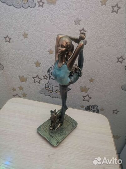 Статуэтка гимнастка балерина