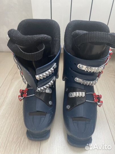 Горнолыжные ботинки детские atomic