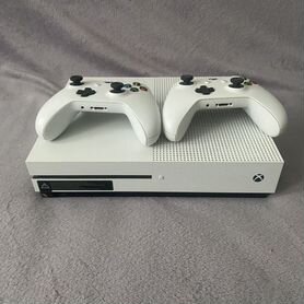 Xbox one s 2 геймпада 1tb