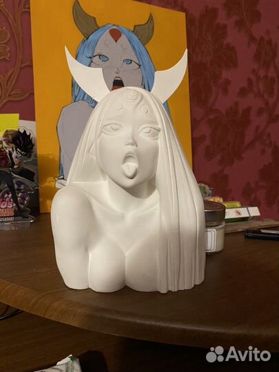 Отлитая статуэтка Кагуия