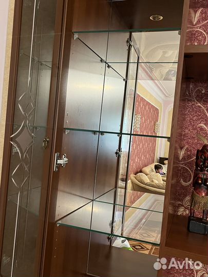 Стенка в гостиную бу 200см \190