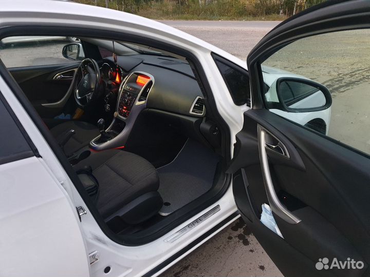 Opel Astra 1.3 МТ, 2010, 309 000 км