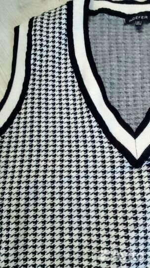 Жилет женский трикотажный 54