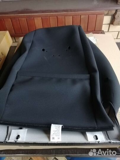 Обивка спинки сиденья VW Tiguan
