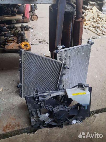 Радиатор nissan tiida c11