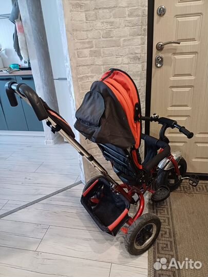 Трехколесный велосипед с родительской ручкой