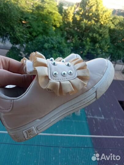 Обувь для девочки