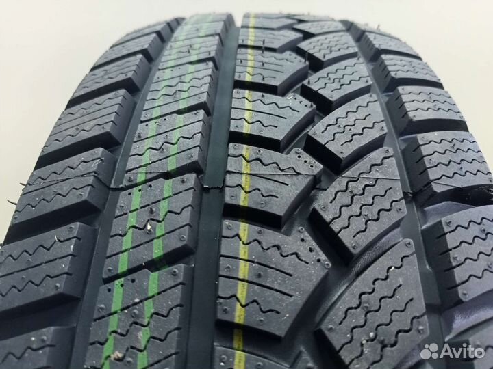 Sunfull SF982 215/60 R17 96T