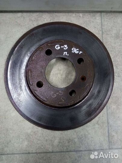 Диск тормозной передний Volkswagen Golf 3