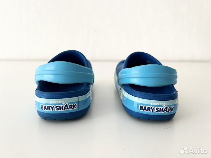 Детские сланцы Crocs Baby shark размер 23