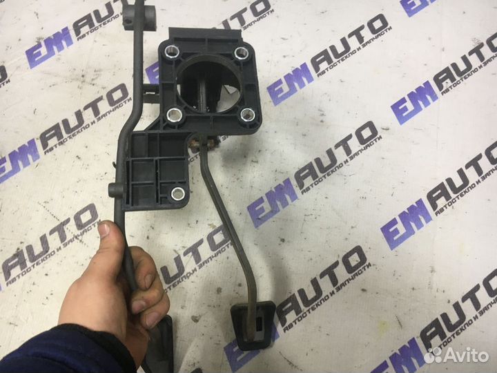 Блок педалей Шевроле Лачетти