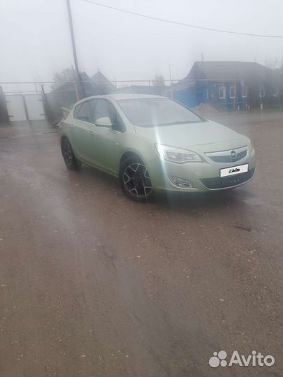 Opel Astra 1.6 AT, 2010, 150 000 км