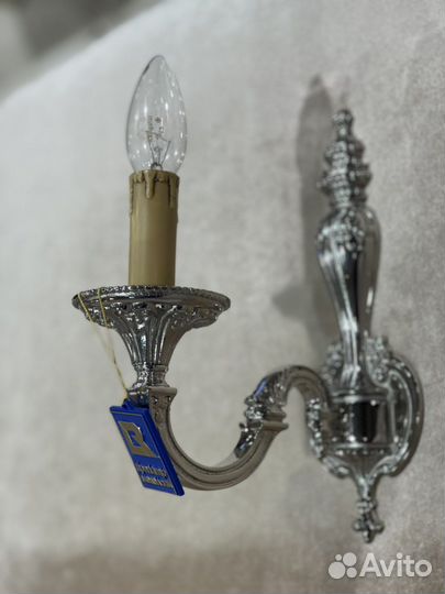 Настенный светильник бра