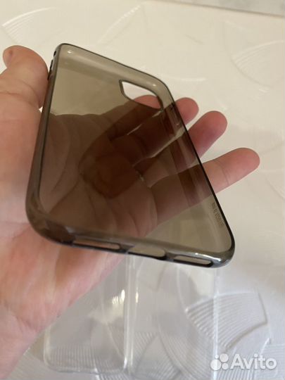 Чехол на iPhone 11