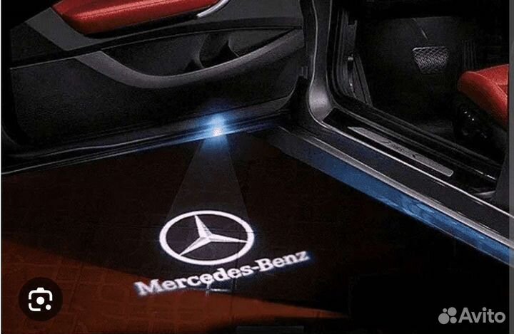 Проекция Mersedes Benz
