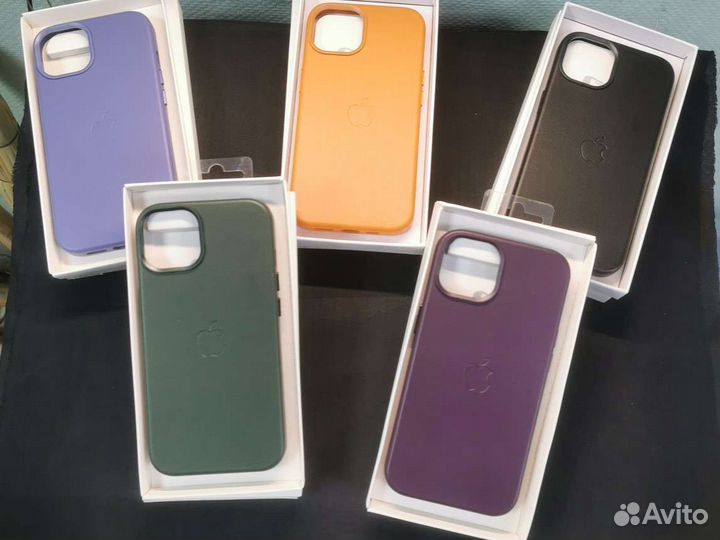 Накладка Apple iPhone 14