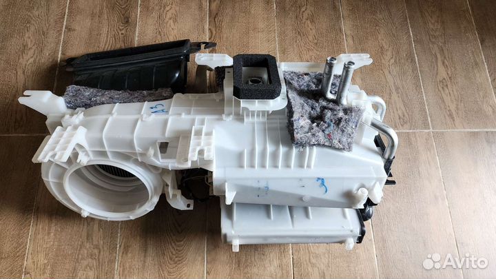 Корпус отопителя Mitsubishi Outlander 3 (GF)