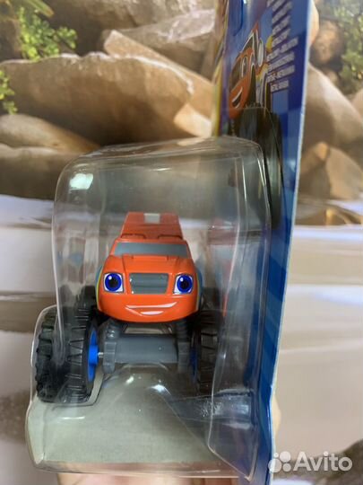 Новая машинка Blaze Вспыш спасатель (оригинал)