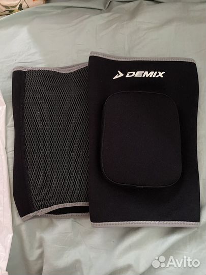 Наколенники demix