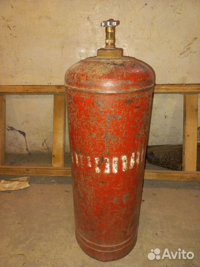 Баллоны (1-кислородный, 2- с пропаном)
