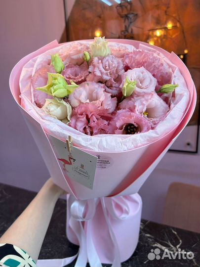 Букеты с эустомой (композиции, коробочки)