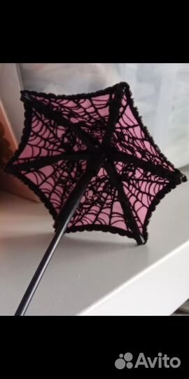 Зонт Дракулауры