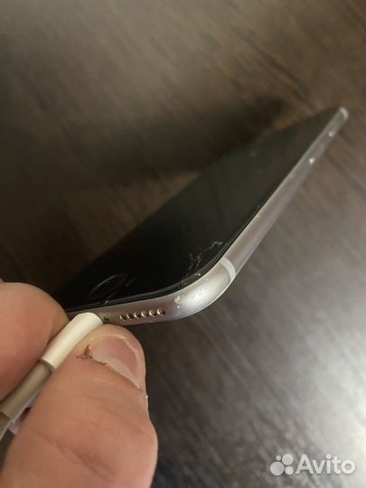 iPhone 6S, 32 ГБ