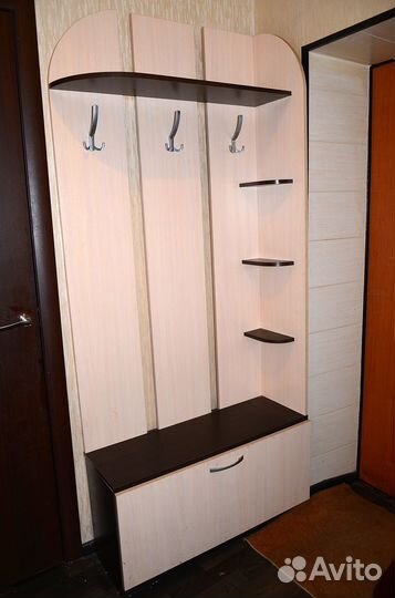 Продаётся прихожая