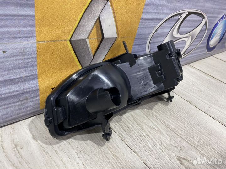 Фара противотуманная птф Туманка Nissan note E12 Л