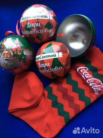 Подарочные шары Кока Кола с носками