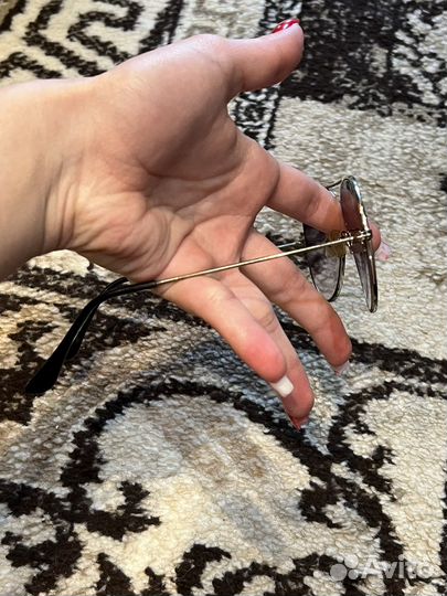 Солнцезащитные очки