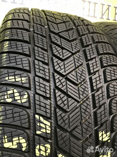 Pirelli Scorpion Winter 265/45 R21 108W