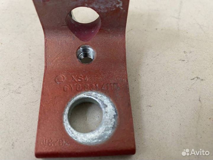 Петля двери Skoda Fabia 6Y 1999-2007