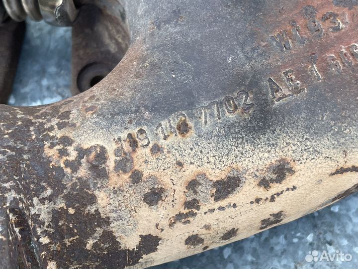 Выпускной коллектор правый M119 Mercedes W140