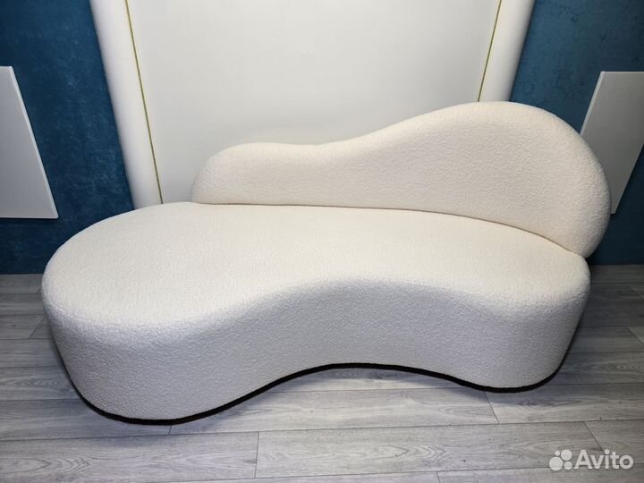 Диван из букле