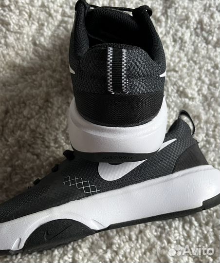 Кроссовки Nike. 37 размер. Оригинал