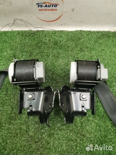 Ремень безопасности задний Mazda 3 хетчбэк BM 2.0