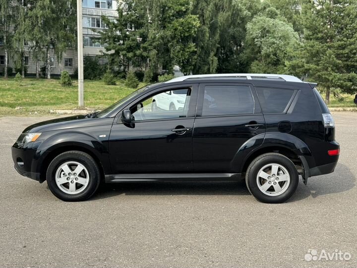 Mitsubishi Outlander 2.4 МТ, 2008, 180 000 км