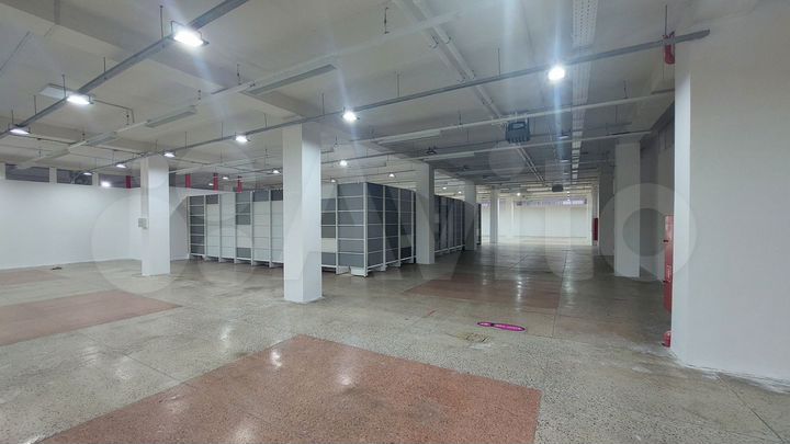 Сдам торговое помещение, 1000 м²