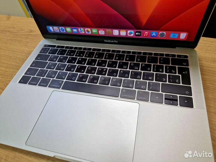 Ноутбук Apple MacBook Pro 13 2017