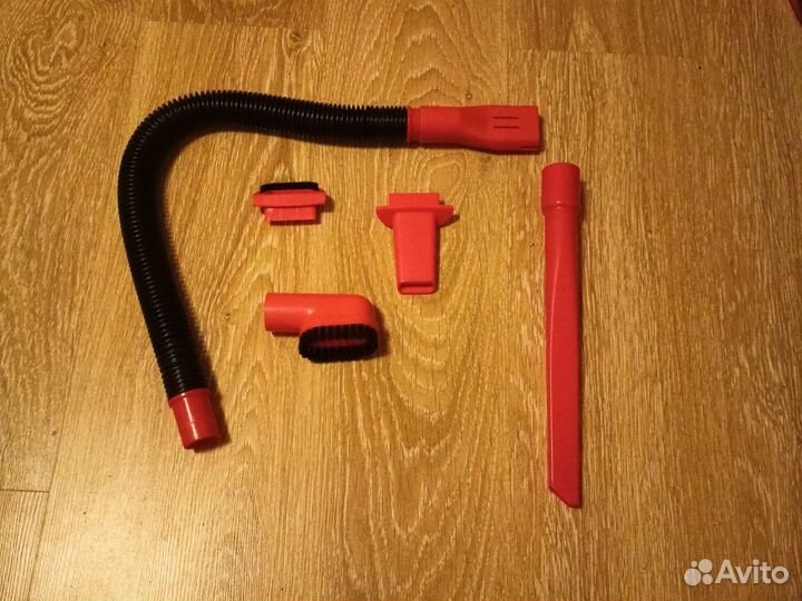 Автомобильный пылесос