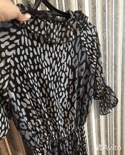 Платье женское 46 48