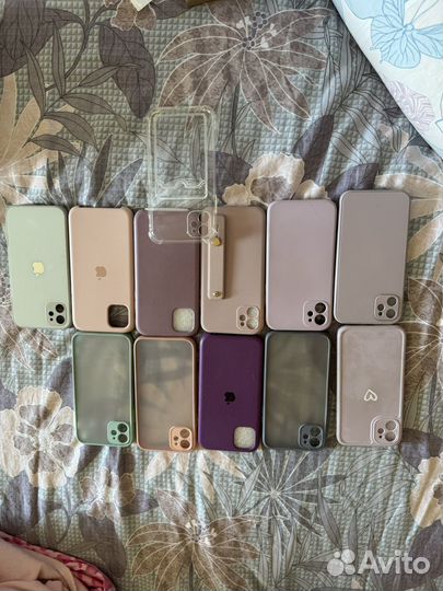 Чехлы на телефон iPhone 11