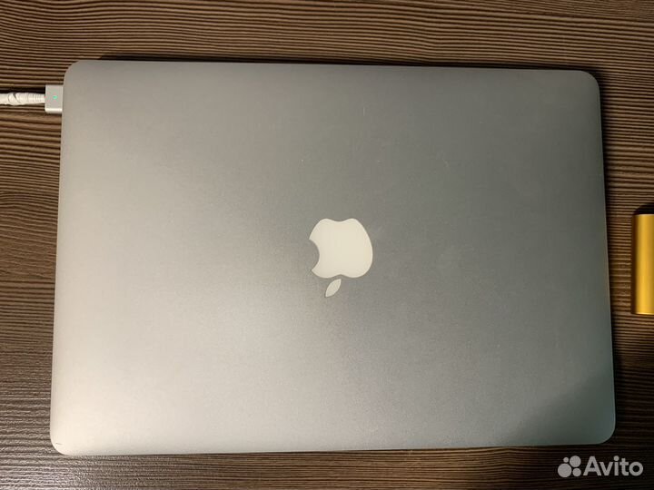 Macbook air 13 2012 i5/4gb/ssd128/HD1,5gb +Сумка