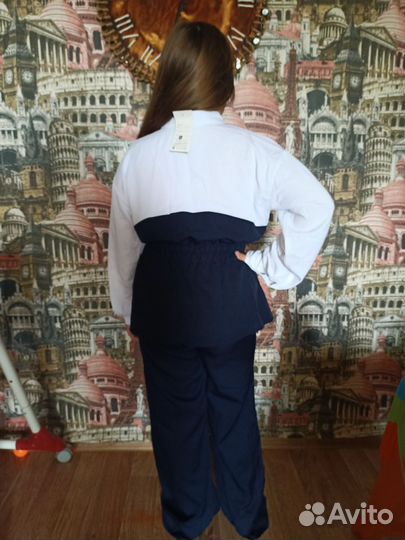 Продам костюм