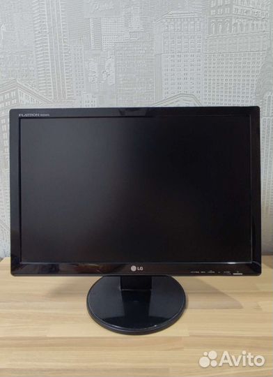 Монитор LG