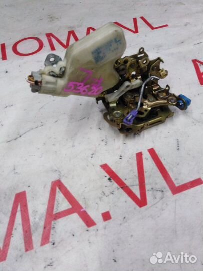 Замок двери лев. перед. nissan caravan