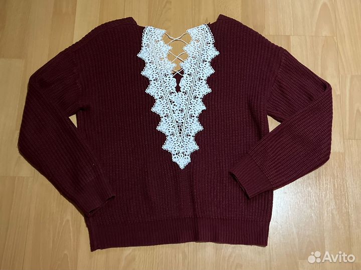 Свитер женский