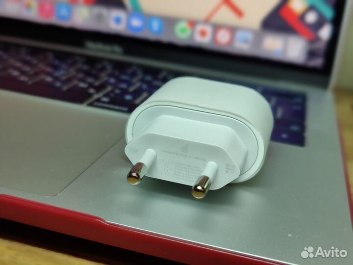 Apple USB-C 20W зарядка для iPhone Xr/Xs Max/11/11