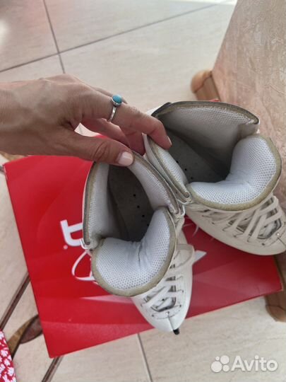 Фигурные коньки edea 220